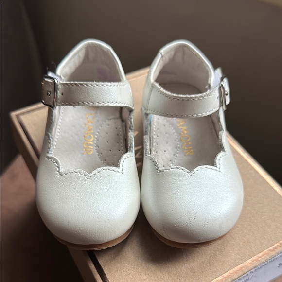 Pearl colored toddler Mary Jane shoes - Picture 1 of 7